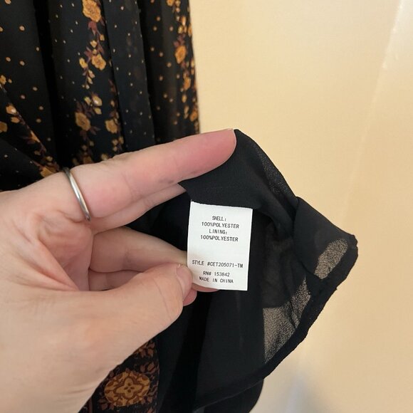 Women’s Blouse Dark Floral Romantic Fairy Whimsigoth Top Peasant Boho Cottage M - Picture 8 of 9